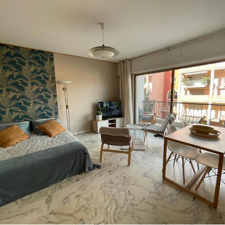 studio 2 pers , 40m2 en bord de mer avec vue mer Menton Buitenkant foto