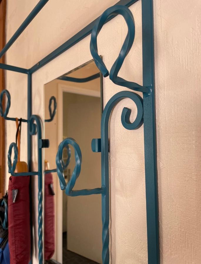 studio 2 pers , 40m2 en bord de mer avec vue mer Menton Buitenkant foto